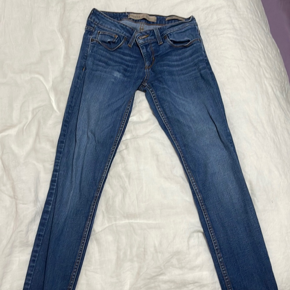 Guess skinny low rise jeans